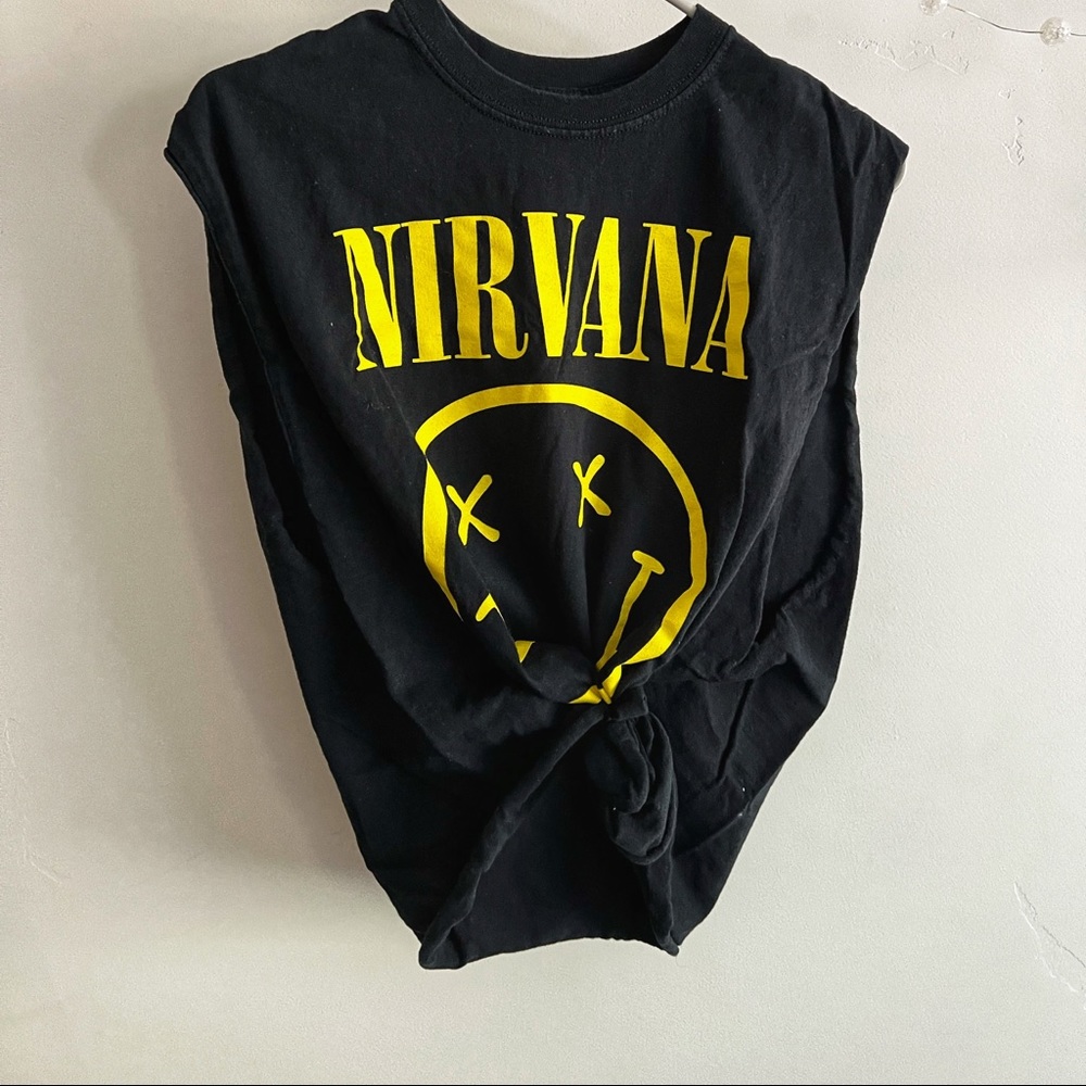 NIRVANA cropped tee